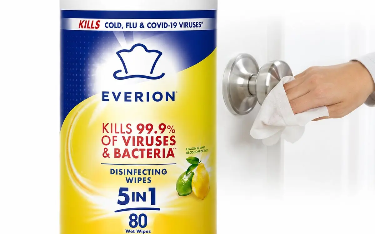 Disinfecting wipes for surface cleaning